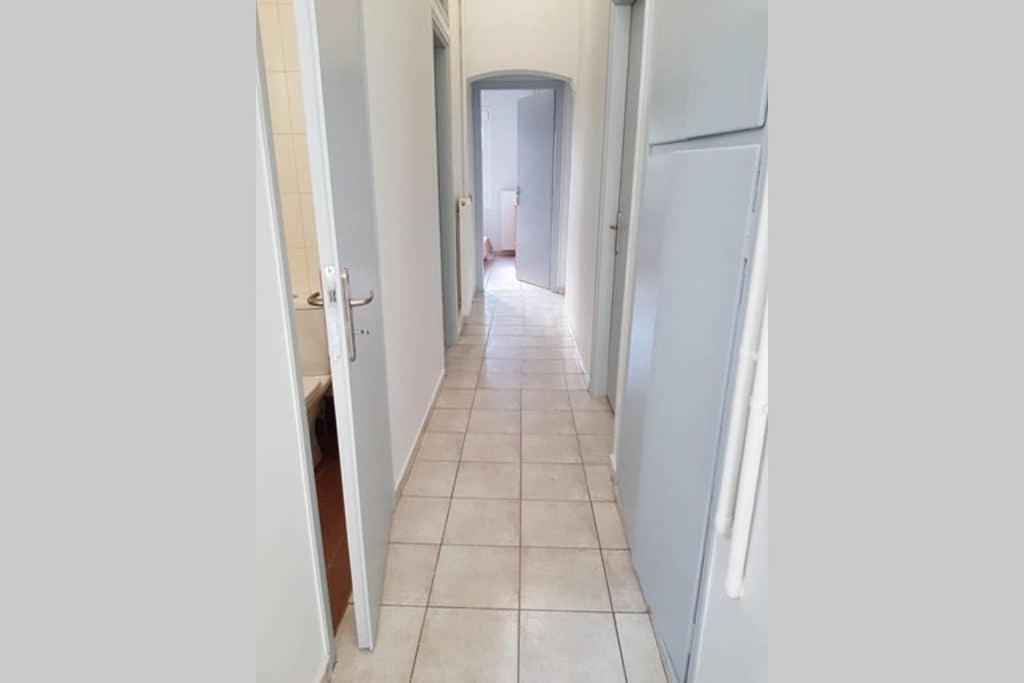 A Great Stay At A Comfortable Large Apartment Athens Exterior photo